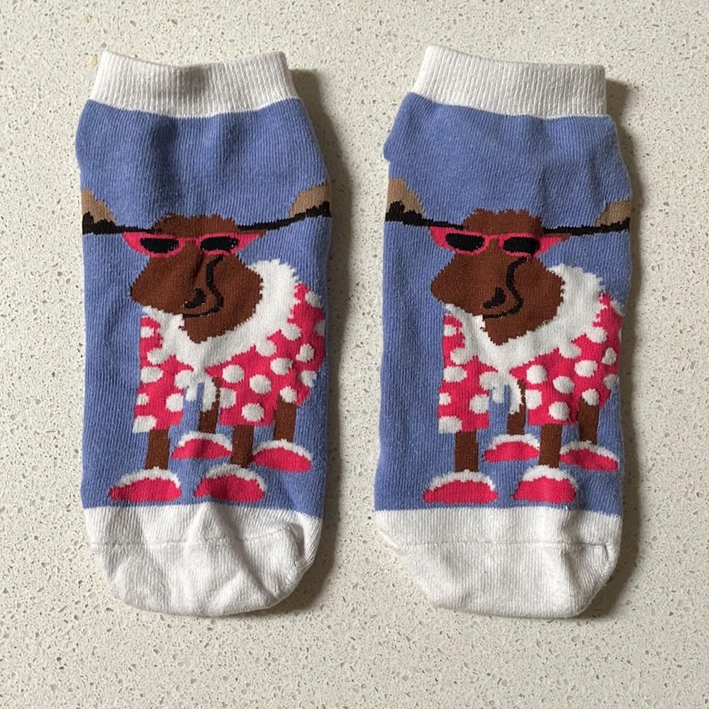 I don’t do mornings moose textured non-slip ankle socks